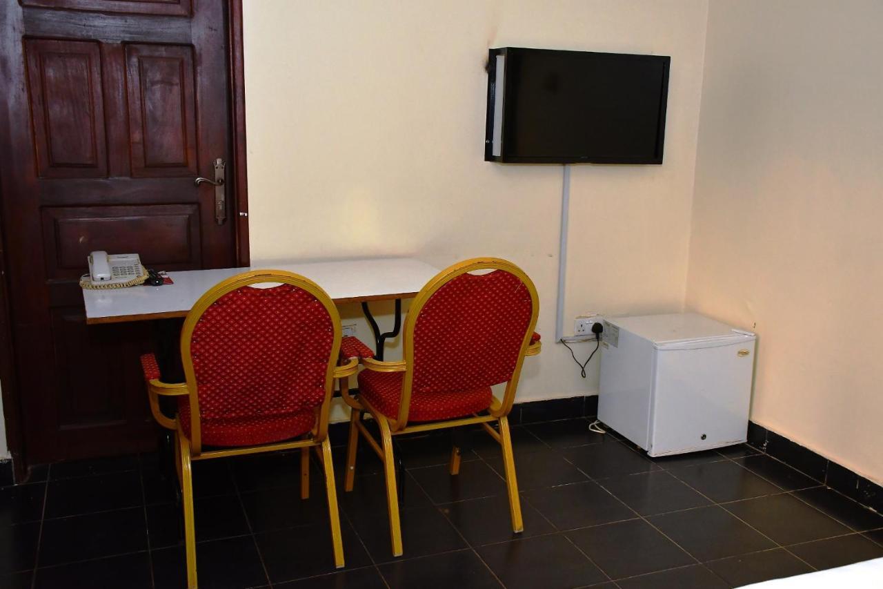 Florida Hotel Zaana קמפאלה מראה חיצוני תמונה